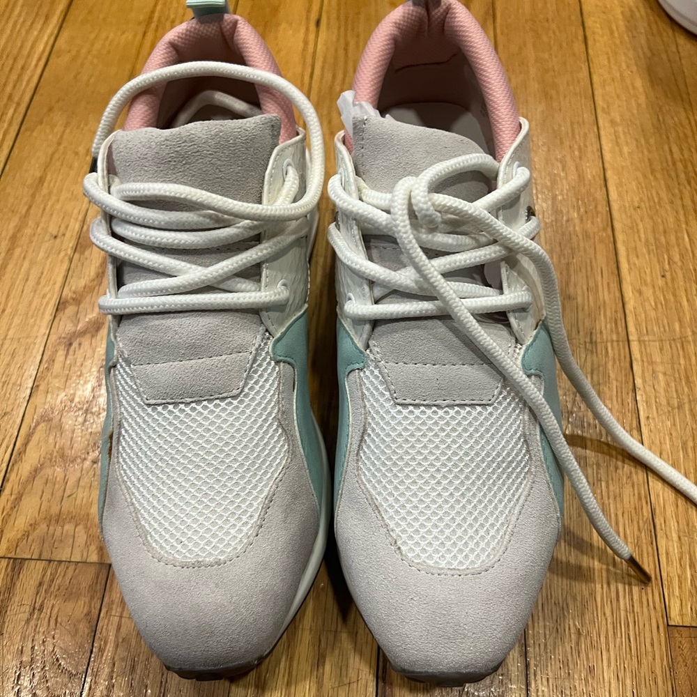 Steve Madden White and Pink Sneakers